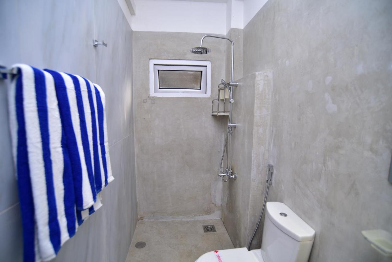 Lily Holiday Apartments Hikkaduwa Exterior foto