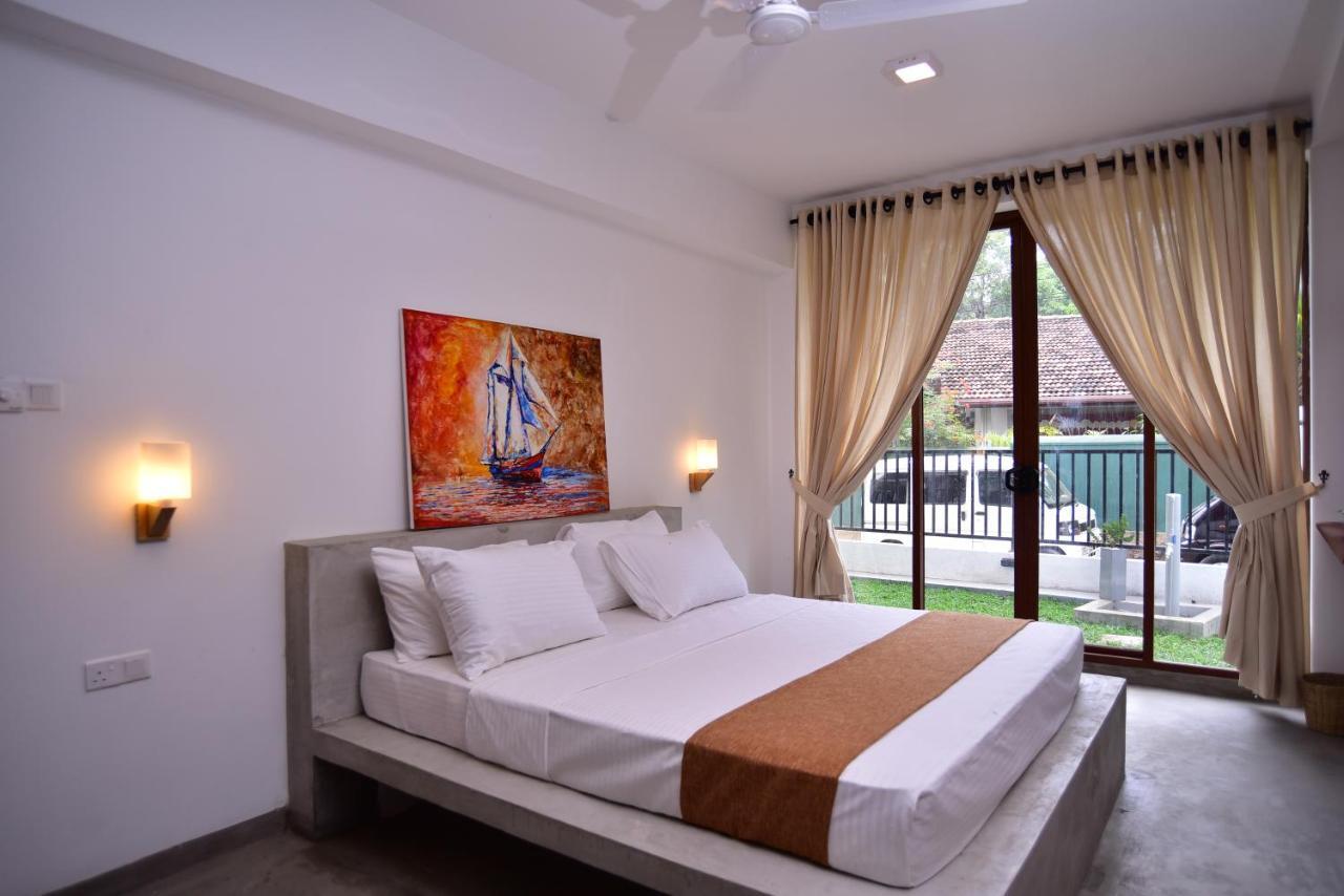 Lily Holiday Apartments Hikkaduwa Exterior foto