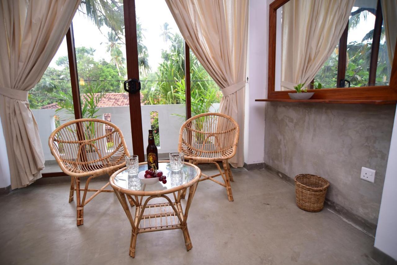 Lily Holiday Apartments Hikkaduwa Exterior foto